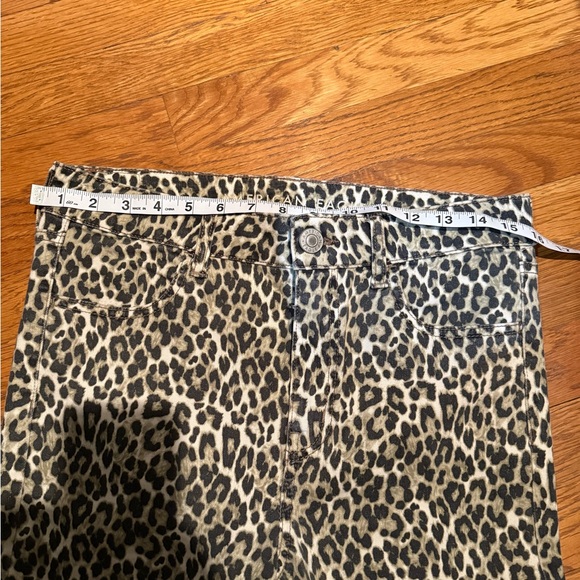 American Eagle cheetah print jeans, 10 L, like new - Picture 8 of 8